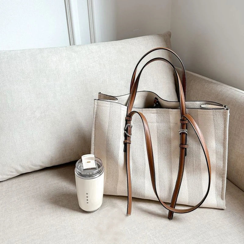 Bolsa Feminina Yasmin Tote Bag – Estilo, Conforto e Praticidade para o Seu Dia a Dia