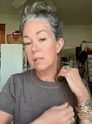 Mom Lift™ – A Escova Facial Que Transforma Sua Rotina em Um Ritual de Beleza