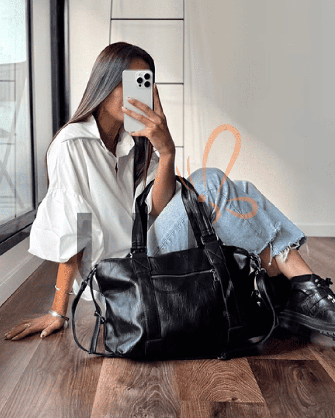 Bolsa Feminina Grande em Couro Carla