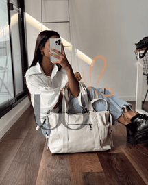 Bolsa Feminina Grande em Couro Carla
